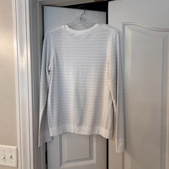Lululemon White Long Sleeved Top - Medium - Picture 2 of 4